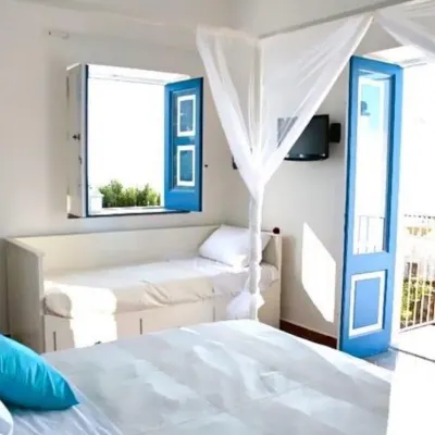 SalinArte Hotel dekat Carlo Hauner Azienda Agricola
