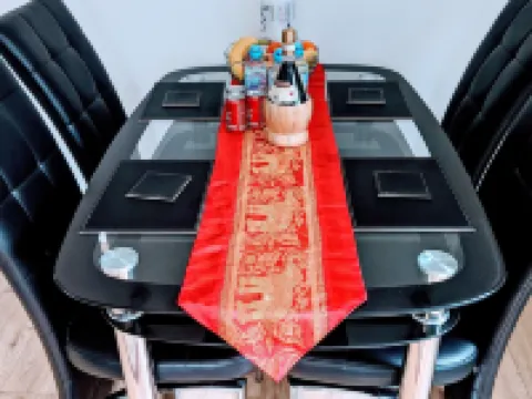 Oaklawn Apartment - Sleeps 4 Parking & Garden Hotels in Woking