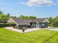 8 Person Holiday Home in Aabenraa Hotels in Aabenraa