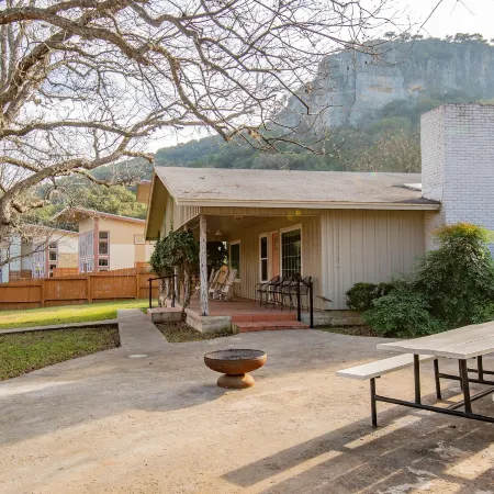 Seven Bluff Cabins