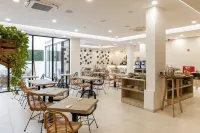 Pure  Concept Hotel - breakfast