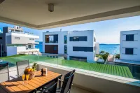 Crystal Holiday Residence - Ocean View