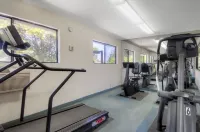 Days Inn by Wyndham Mountain View - Fitnessstudio
