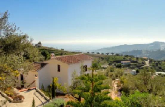 弗裏希利亞納的Cortijo Dos Pinos