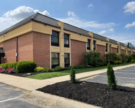 Baymont by Wyndham Greenfield Hotels in Greenfield
