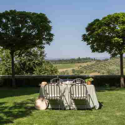 Large Beautiful Villa in Tuscan Hills of Chianti Stunning Gardens and Large Pool Hotel Exterior