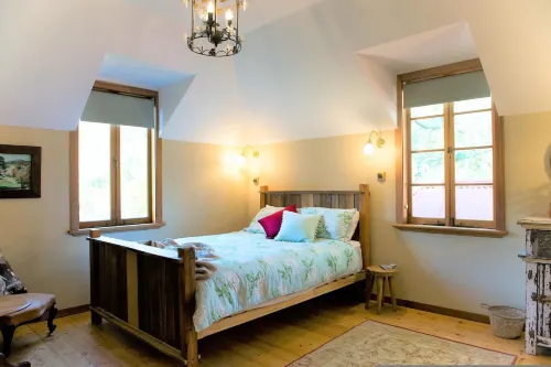 Adelaide Hills Camellia Cottage Wifi Hotels in Crafers