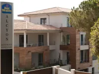 Résidence Hôtelière Alcyon Hotels in Porto-Vecchio