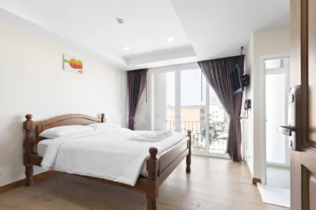 Royale 8 Ville Guest House