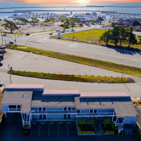 Harbor View Inn