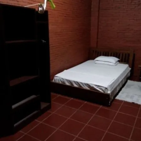 Majapahit Homestay by Bhagaskara