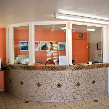 Heritage Inn & Suites