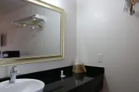 Heritage Inn & Suites - 2-Star