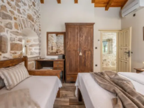 Lovely Villa in Posedarje with Private Pool