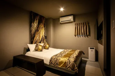 Hotel Blax Hotel dekat Tokyo Junshin University