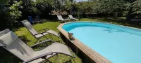 Chateau de Balsac Hotels in Baraqueville