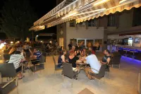 Meryemana Hotel - พร้อมอาหารเช้า