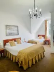 Canterbury Hotel Cottages and Apartment's