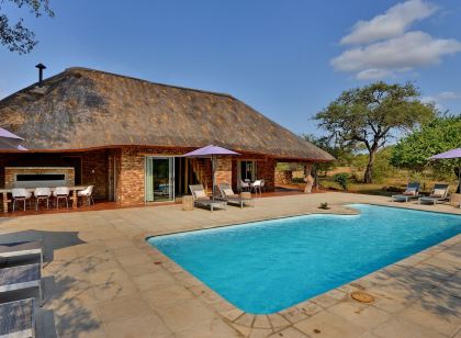 Tshukudu Game Lodge