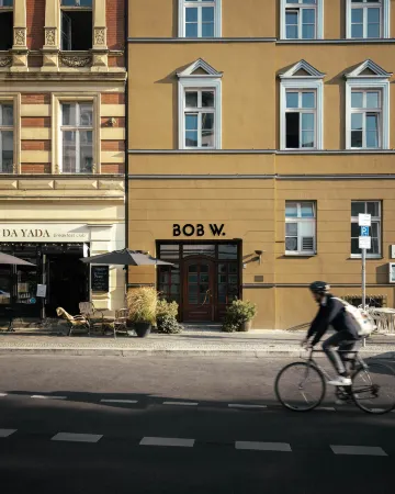 Bob W Mitte Отели рядом с достопримечательностью «Embassy of the Netherlands»