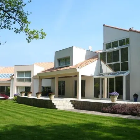 Les Jardins de la Muse, Piscine Couverte, Spa et Fitness
