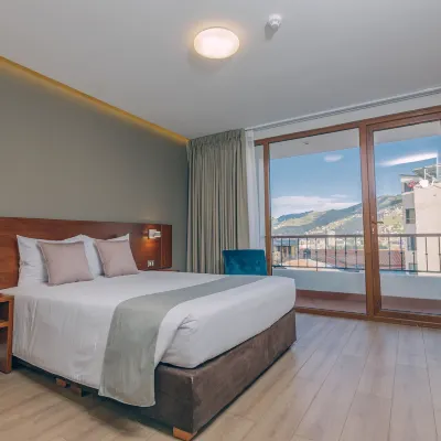 Saska Boutique Hotel Hotels near Wanchaq Train Station