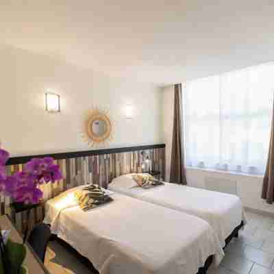 Hôtel Les Bellugues Rooms