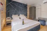 Heritage Rooms Split Olympic Dream - Bed and Breakfasts