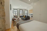 Courtyard Oporto Design Apartment D Hotels in Campanha