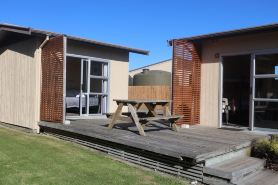 Pohara Beach Top 10 Holiday Park