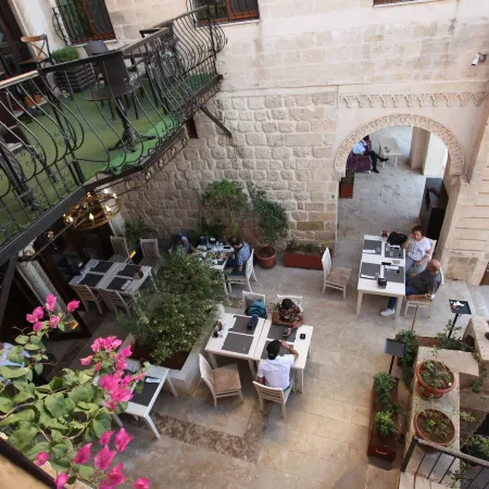 Tuğhan Hotel