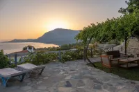 Beautiful House Located on a Hill, with a Spectacular Sea View