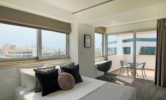 Phaedrus Living: Luxury Suite Nicosia 507