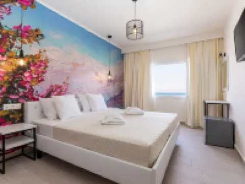 Aqua Luxury Suites by Estia Hotels in Roda