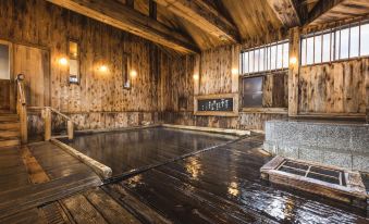 Tsuta Onsen Ryokan