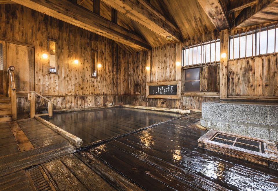 쓰타 온센 내부 료칸 객실