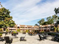The Cove at Salem Hotels in Salem