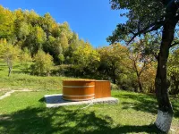 Alunis Retreat Hotels in Comuna Colți