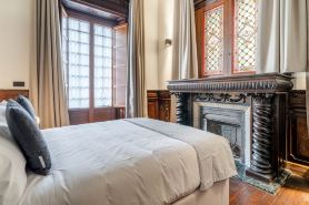 Limehome Vitoria Palacio de Los Álava-Velasco
