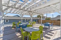 Loggerhead Inn and Suites Hotel di North Topsail Beach