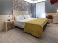 Albergo Aurora Hotels in Malcesine