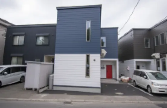 Uchi Living Stay Kcu