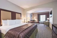La Quinta Inn & Suites by Wyndham Lancaster Hotels in Lancaster County