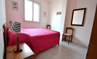 Charming Holiday Home Near the Beach with A Terrace; Parking Available, Pets