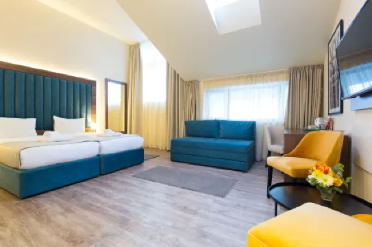 Marquise Hotel Garni Отели рядом с достопримечательностью «Храм Святого Саввы»