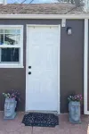Magical-Dwntwn Lodi, Hot Tub, Firepit, Wine Tasting, Backyard Oasis