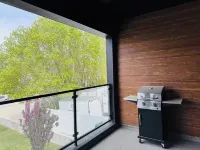 3 BR. 3BA. IMMACULATE TOWNHOME IN DRAPER 德雷珀酒店