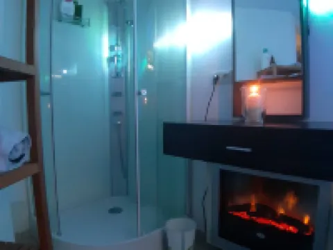 relaxation in Waterloo, 2 steps from the center of Brussels Hotels in Waterloo