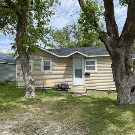 Greta on Green Street