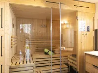 House Comfort, with outdoor whirlpool and sauna for exclusive use, 300m to the lake 烏特格翰酒店